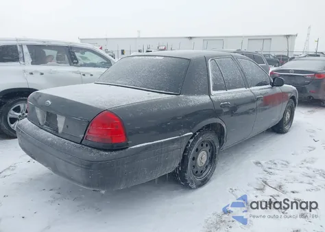 2010 Ford Crown Victoria Police/Police Interceptor z USA, uszkodzony, nr VIN 2FABP7BV4AX109950